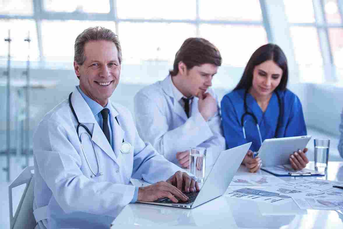 medical_billing_outsourcing_services_guide_iatric_solution_blog_image